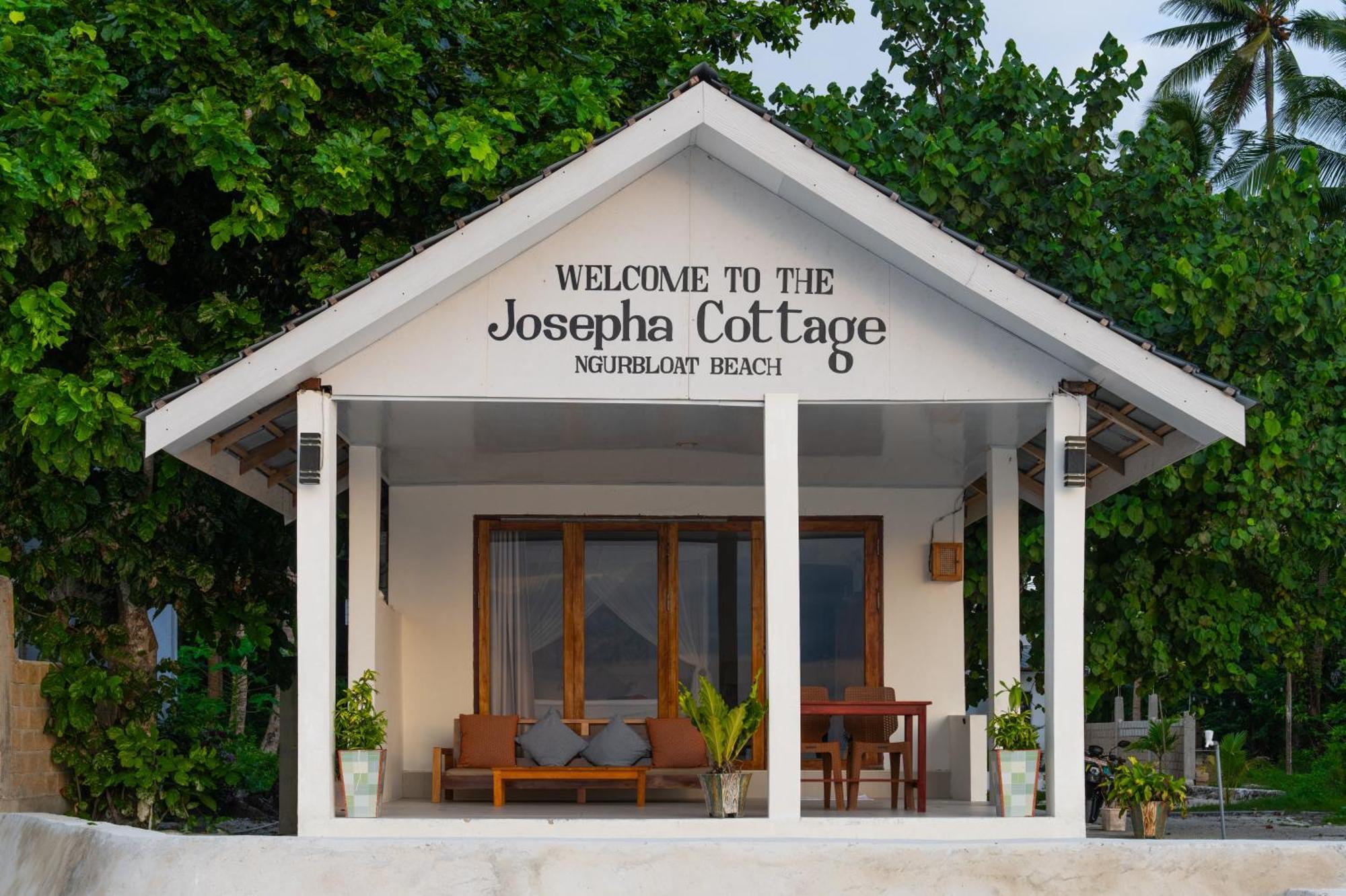 Josepha Cottage Ngurbloat Eksteriør bilde